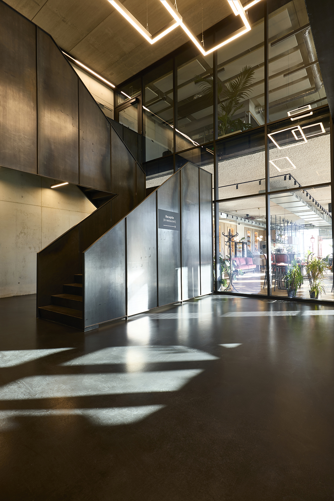 MAX&MORE_20260318_019